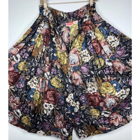 Vintage 90’s René Derhy Paris Gaucho Floral Pants - Picture 4 of 8